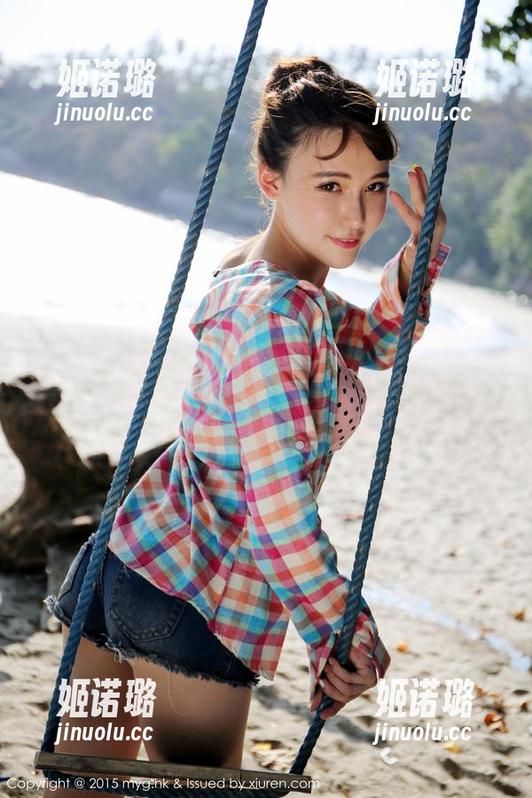美媛馆 - 用水手服武装起来的唐琪儿il，美图效果让我瑟瑟发抖，是在扔给我新年的愿景吗？