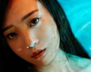 蜜桃社 - E杯奶茶的第二套，下载了图后继续执著于“我能否驾驭？”