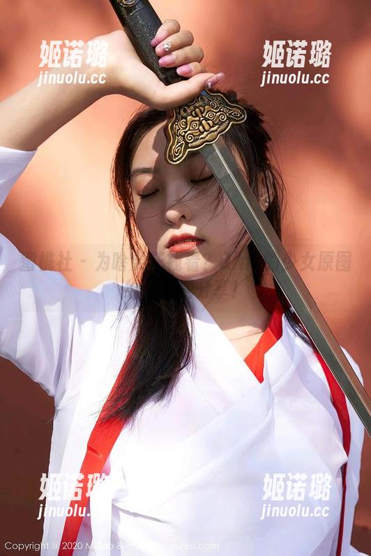 蜜桃社-Gina 蜜桃社 - 为啥要花钱看?Gina的少女原图给你免费分享!