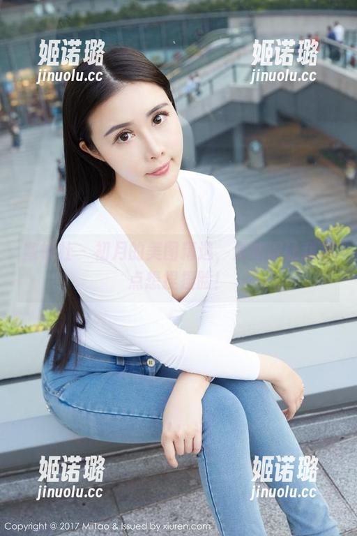蜜桃社-初月 蜜桃社 - 初月的美图精选,清纯得让我差点想捏捏脸!