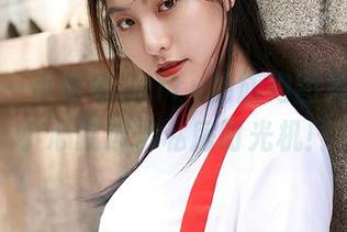 蜜桃社 - 小草莓Berry的旗袍图集：一不小心就成了私房时光机！