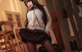 贞子蜜桃与无圣光版爱宕高雄制服的奇妙日常——图包在线！来了来了！