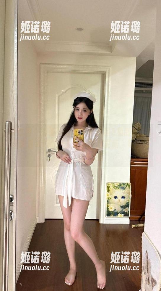 轩子巨2兔 微密圈 - 圣诞不孤单!轩子巨2兔的b站会员情景ASMR+圣诞小视频更新,每一帧都适合当壁纸!