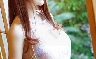 青豆客 - 最新！黄梦羡的浴缸套图，比我想象中要惊艳得多了呢…