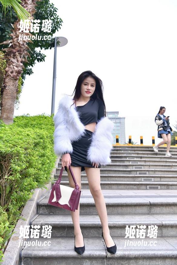 魔镜街拍合集：高跟性感美女，能把你眼珠子都盯掉