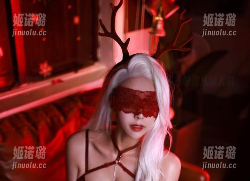 黑白御猫 黑白御猫的新片!魔太郎成了圣诞兔,那衣服是从哪儿扒下来的?